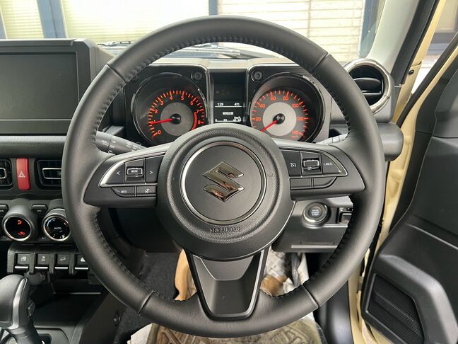 内外装美車。安くても一切手抜きは致しません。登録済未使用車
