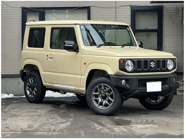 外装もとても綺麗です。是非一度店頭でご覧になって下さい。登録済未使用車