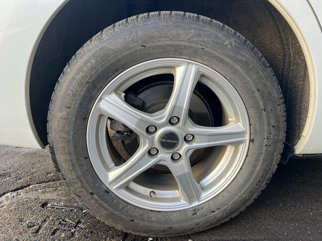 車検、板金、オイル交換等何でもご相談下さい。親切・丁寧にご対応致します。