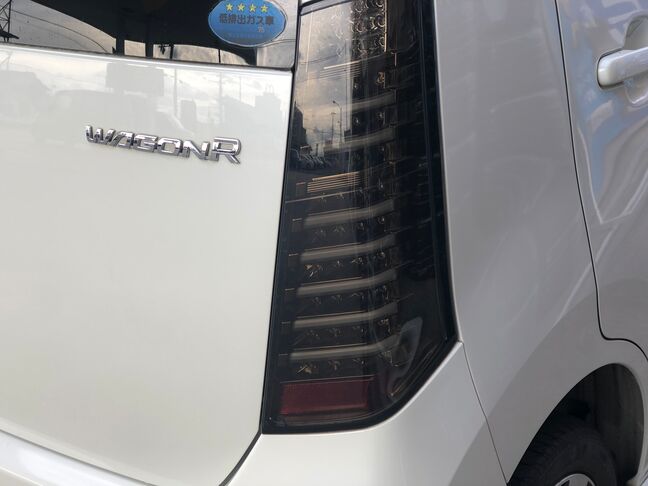 燃費がいい◎　ETC、ドラレコ、ナビ付き◎　　社外LEDテール(*´▽｀*)　　　　　　　　　　　　　　　　　　　　　　　　　　
　　　　　　　　気になる方はお気軽に問い合わせください♬