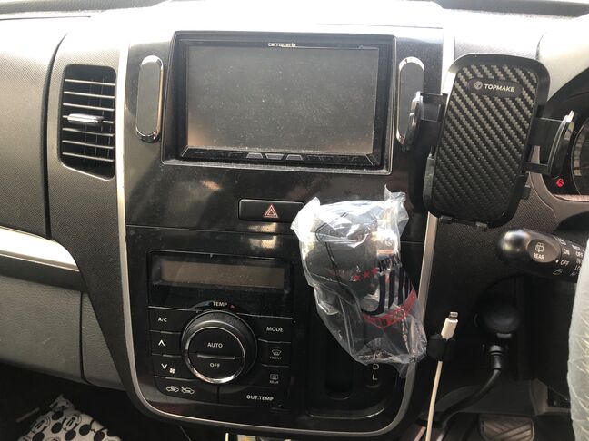 燃費がいい◎　ETC、ドラレコ、ナビ付き◎　　社外LEDテール(*´▽｀*)　　　　　　　　　　　　　　　　　　　　　　　　　　
　　　　　　　　気になる方はお気軽に問い合わせください♬