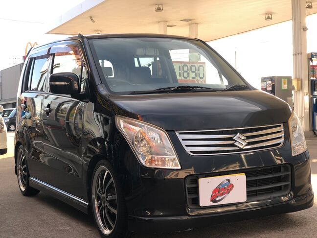 便利なキーレス◎　ETCナビ付き◎　　社外テールにローダウン(*´▽｀*)　　　　　　　　　　　　　　　　　　　　　　　　　　
　　　　　　　　気になる方はお気軽に問い合わせください♬