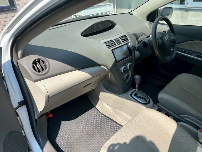 15年未満、15キロ以下のお車に関しましては、1年間走行距離無制限保障をご選択頂けます。