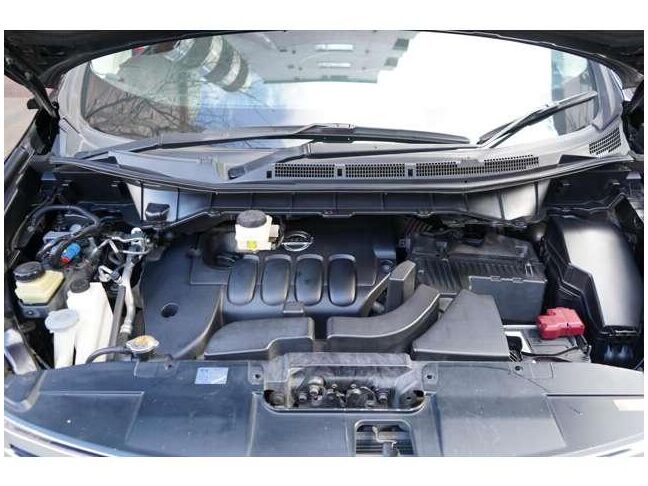 エンジンルーム内もきちんと清掃してますので綺麗な状態です。