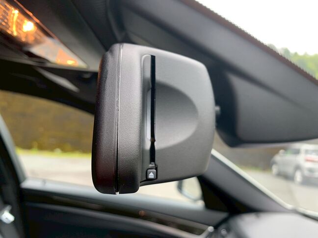 【お車探し】お客様のご要望に応じて、仕入れのプロがお客様と一緒にご希望のお車をお探しさせて頂くサービスをご提供しています。ご遠慮なくお申し出ください。