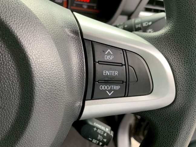 【友達追加の方法②】車両画像の2枚目のQRコードをLINEで読み込んで友達追加できます。