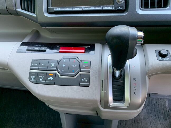 【安心】納車後のトラブルが発生しても、当社独自の保証サービスにご加入頂ければ修理ができるので、安心してお乗りいただくことができます。