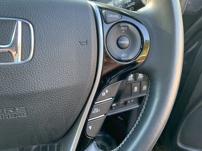 【応援】当店は、車が必要なのに様々な理由からオートローンの審査に通らず、購入できない方を応援しています。お気軽に仮審査をお申し込みください。