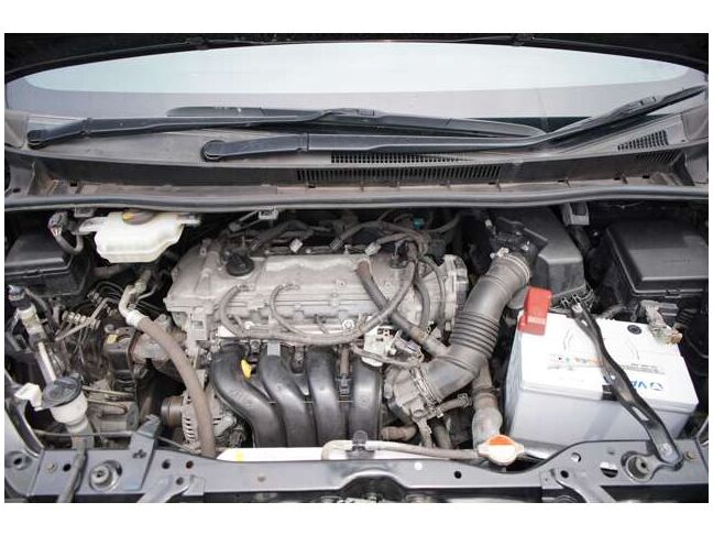 エンジンルームもとても綺麗です！