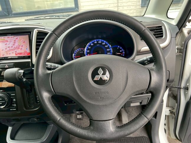 普通自動車なら、どんな状態のお車でも4万円以上でお引き受け致します。