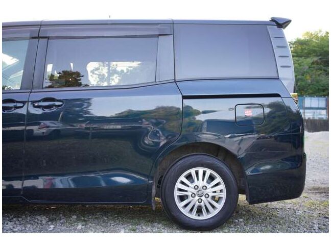 目立つ傷や汚れもなく綺麗な状態です！