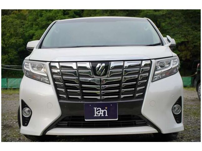 目立つ傷もなく綺麗な状態のお車です！