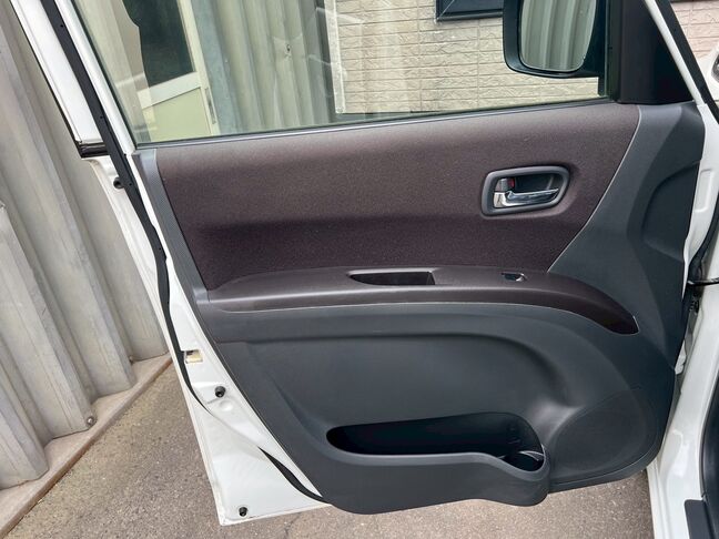 内外装美車。安くても一切手抜きなしです。