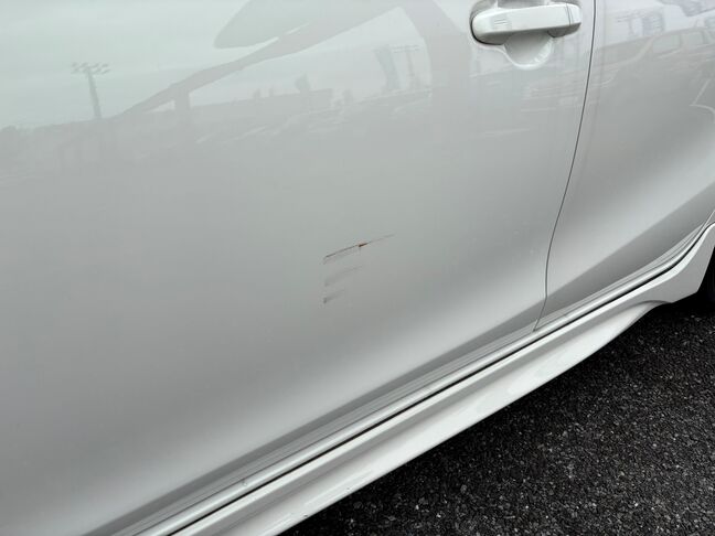 板金塗装してから納車致します。工賃込みの金額になります。