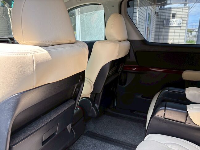 外装もとても綺麗です。是非一度店頭でご覧になって下さい。