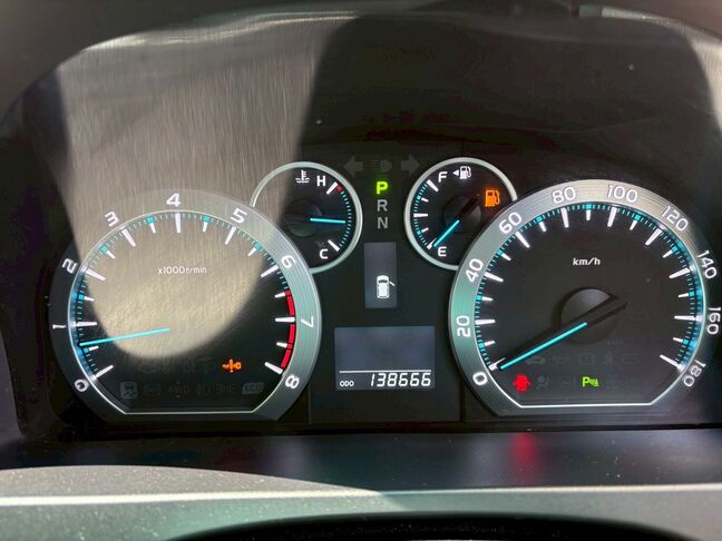 15年未満、15キロ以下のお車に関しましては、1年間走行距離無制限保障をご選択いただけます。