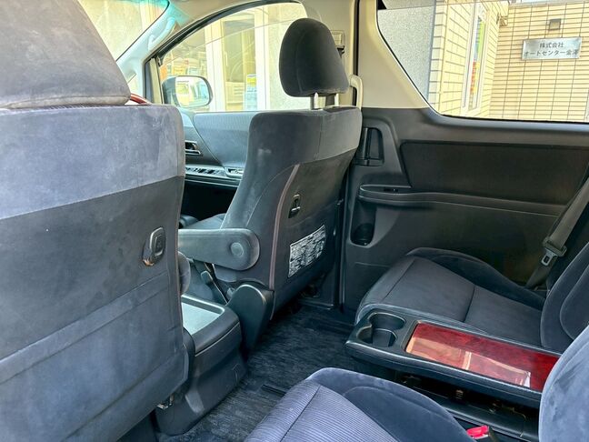 経済的な格安カーは不況の世の中の救世主です。