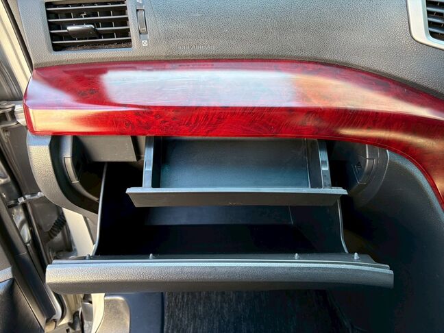 15年未満、15キロ以下のお車に関しましては1年間走行距離無制限保障をご選択いただけます。