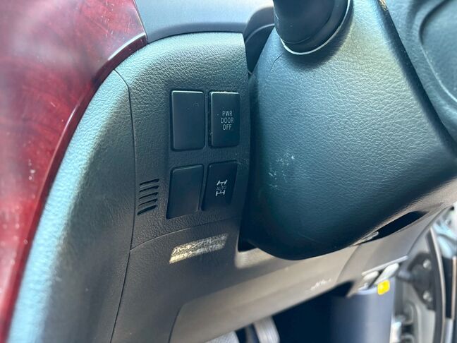 地方（札幌市外・道外）の方は、別途陸送費用と名義変更費用、車庫証明費用が掛かります。