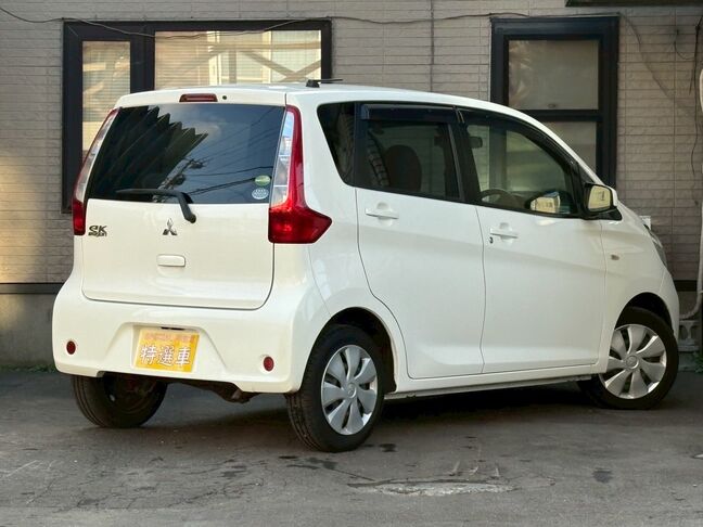 当店では、お急ぎのお客様に無料でレンタカーをお貸出ししております。ご契約後、即日引渡しOKです。