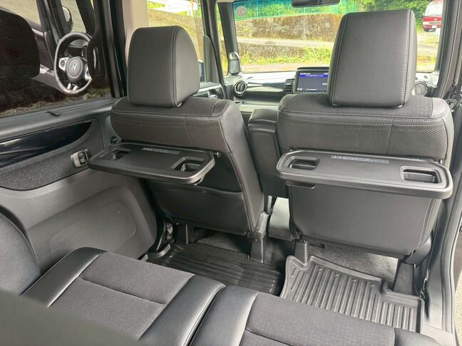 ご返信頂くと、当社の自社ローンの特徴について、詳しくご案内させて頂きますので、まずは公式LINEの友達登録をお願いします