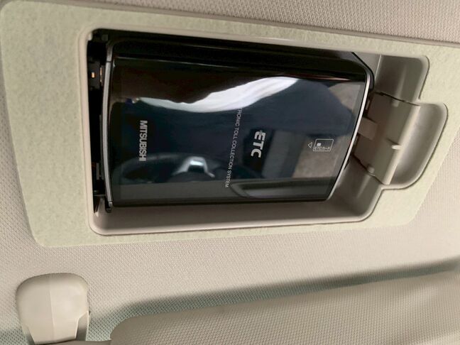 【お車探し】お客様のご要望に応じて、仕入れのプロがお客様と一緒にご希望のお車をお探しさせて頂くサービスをご提供しています。ご遠慮なくお申し出ください。