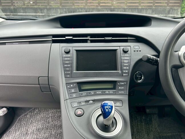 【応援】当店は、車が必要なのに様々な理由からオートローンの審査に通らず、購入できない方を応援しています。お気軽に仮審査をお申し込みください。