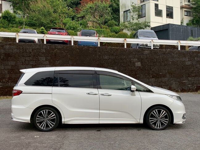 【ご案内】当店の近くの小田原で美味しいお魚料理を食べられます。箱根湯本も近くにあり、日帰り温泉も楽しめます。ご来店のお帰りに是非お立ち寄りください。