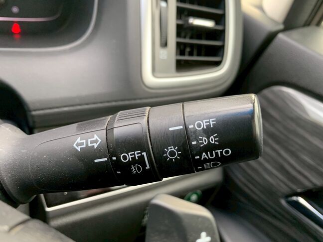 【お車探し】お客様のご要望に応じて、仕入れのプロがお客様と一緒にご希望のお車をお探しさせて頂くサービスをご提供しています。ご遠慮なくお申し出ください。