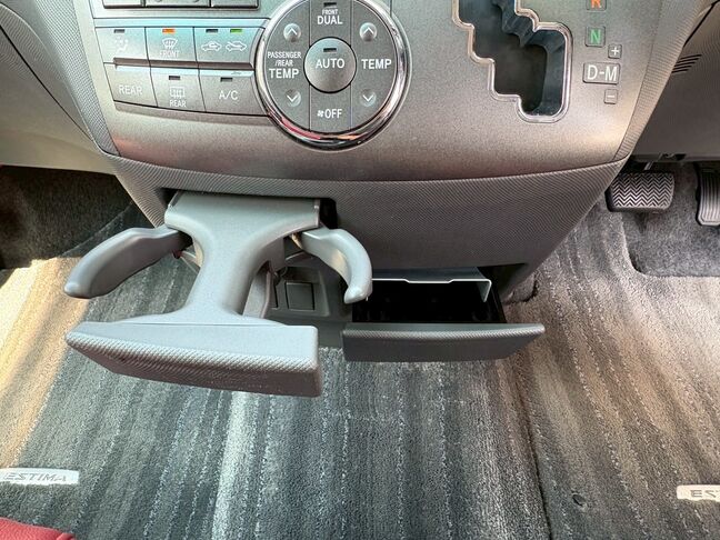 お客様に安心と安全なカーライフをお届けできるよう、精一杯の努力を惜しみません。