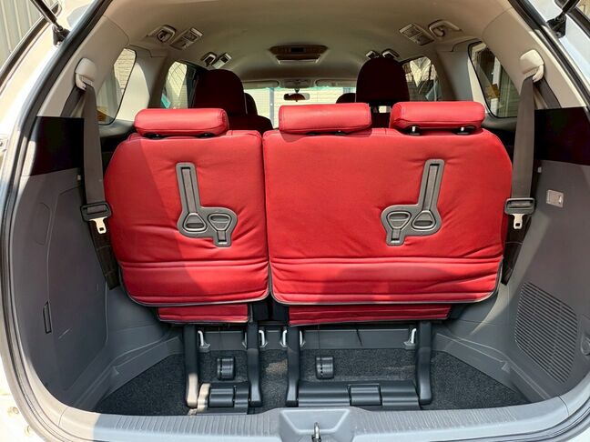 15年未満、15キロ以下のお車に関しましては、1年間走行距離無制限保障をご選択いただけます。