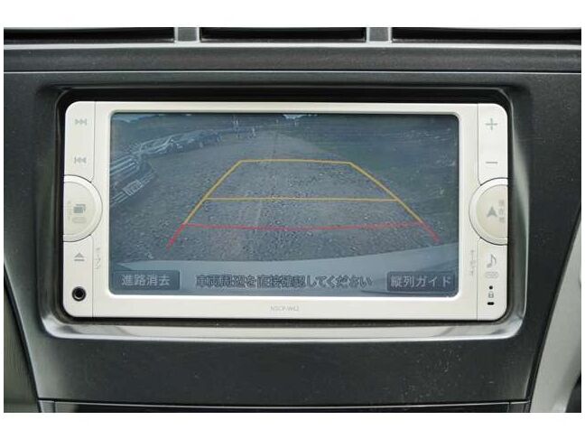 後方確認も安心、バックカメラ付き！