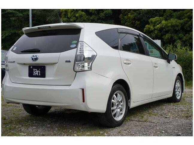 小傷はありますが大きな傷はなく綺麗な状態です！