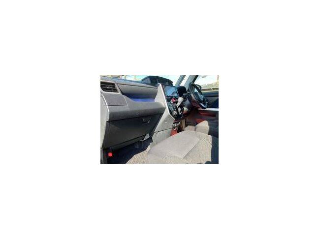 ご覧いただきありがとうございます♪気になったお車がありましたらお気軽にお電話をください♪