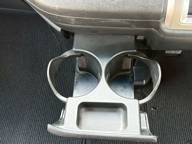 LINEで簡単仮審査が可能です。まずはお友達追加からお願いいたします。