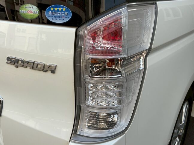 軽自動車なら、どんな状態のお車でも1万5千円でお引き受け致します。