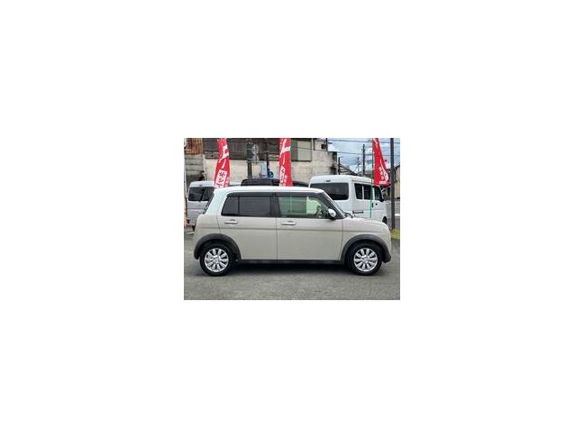 この度は当店のお車をご覧になっていただき、誠にありがとうございます。じっくり現車確認して頂けるよう、ご準備を致します