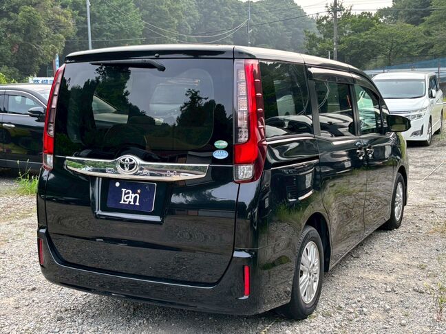 人気色の黒色ボディーで大きな目立つ傷もなく綺麗な状態です！