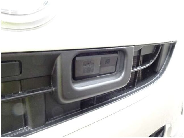 【スマートアシスト】前方の車両や歩行者と衝突する可能性がある場合に作動し、自動的に停止又は減速することにより衝突回避や衝突被害の軽減ができるので安心☆