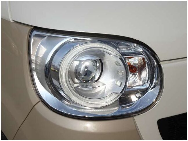【LEDヘッドライト＆フォグランプ】暗い夜道や視界の悪い日でも快適ドライブが楽しめます♪見た目もかっこよく見えますよ☆レンズ周りはLEDイルミ内蔵♪