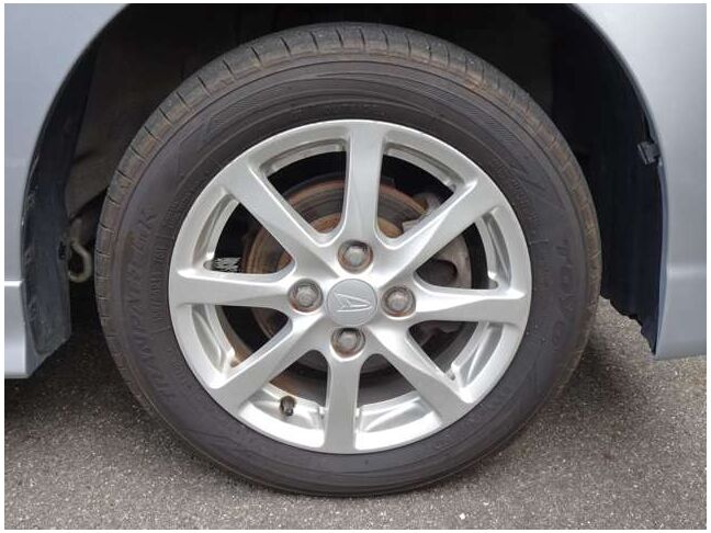 【14インチ純正アルミホイール】メーカー純正なので、ボディに合ったデザインのアルミです☆