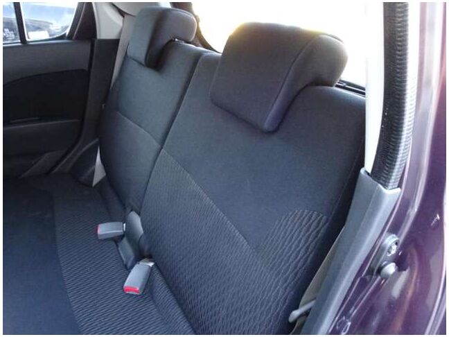 【ルームクリーニング実施済み】当店入庫時にルームクリーニング済み(天井＆内張り＆トリム等拭き掃除、フロアマット洗浄、掃除機掛け等)。ご納車前にはもう一度ルームクリーニングいたします。