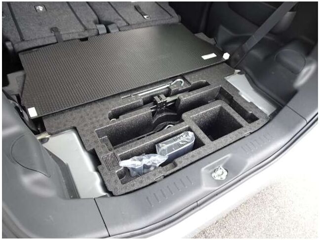 【ラッゲージルーム】トランクはもちろん大容量のスペースを確保☆後部座席をアレンジすると、もっと広く活用できます。