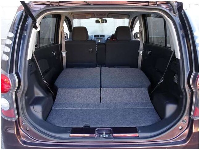 【ラッゲージルーム】リアシートを倒すことでバリエーション豊かに収納でき、より大容量のラゲッジスペースが確保できます