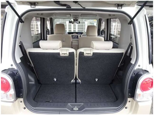 【ラッゲージルーム】トランクはもちろん大容量のスペースを確保☆後部座席をアレンジすると、もっと広く活用できます