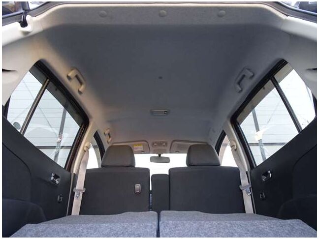 【天井】シミや垂れ、タバコ焦げなどございません。キレイな状態が保たれており、ご納車前にさらに丁寧にクリーニングさせて頂きます♪