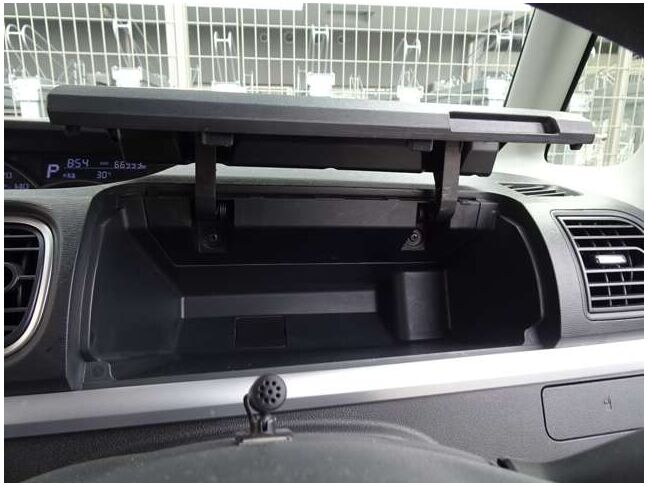 【収納多数】車内空間がきれいに保たれること間違いなしです！