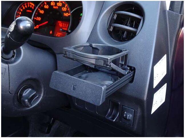 【ドリンクホルダー】快適なドライブには必須のドリンクホルダー！！ドライブスルーも良し！家からドリンクを持って行っても良し！楽しいドライブを♪