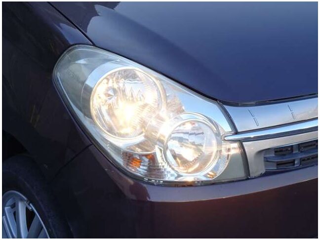 【ハロゲンライト】暗い夜道や視界の悪い日でも快適なドライブが可能！『ＬＥＤ』や『ＨＩＤ』といったさらに明るくスタイリッシュなヘッドライトにもＯＰで変更可能です