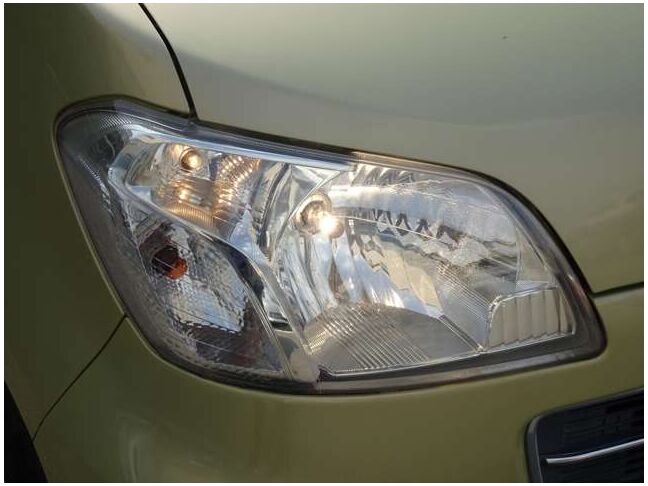 【ハロゲンライト】暗い夜道や視界の悪い日でも快適なドライブが可能！